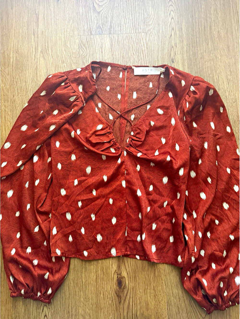 ASTR The Label Blouse XS Rust Cream Ruched Sweetheart Puff Sleeve Crop Top